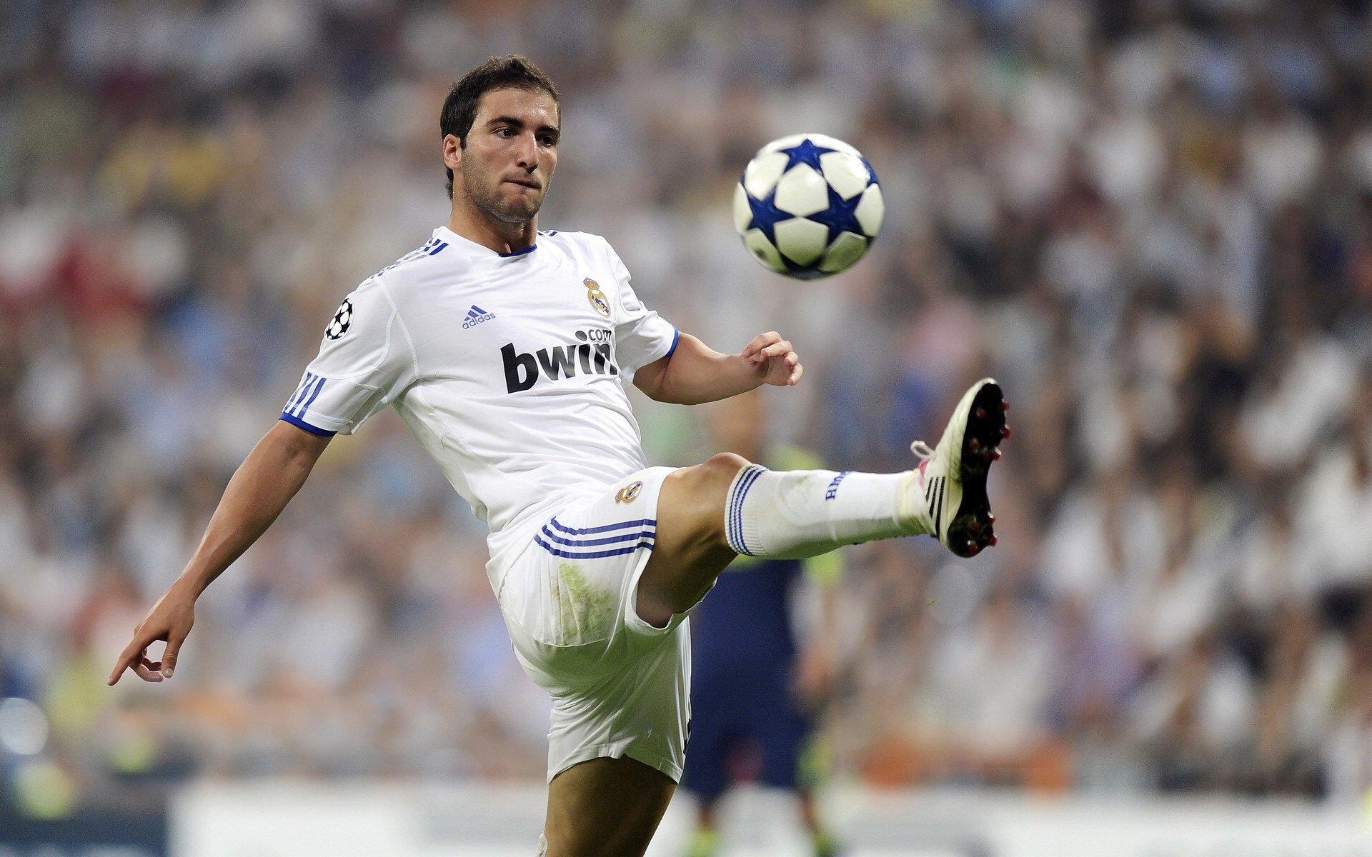 控球球队是否更易暴露在被断球反击风险之中，控球总是被断