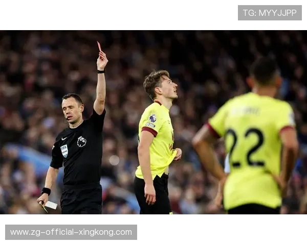 前维拉助教：拉什福德罚球质量出色应主罚任意球，拉什福德进球视频